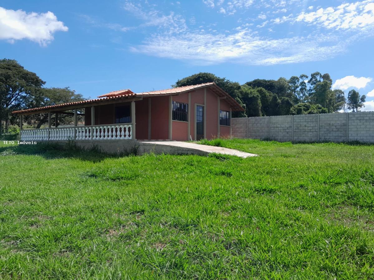 Chácara, 2 quartos, 1341 m² - Foto 1